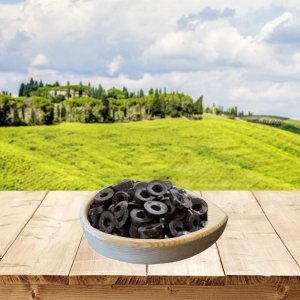 Siyah Dilimli Zeytin 2kg. Teneke
