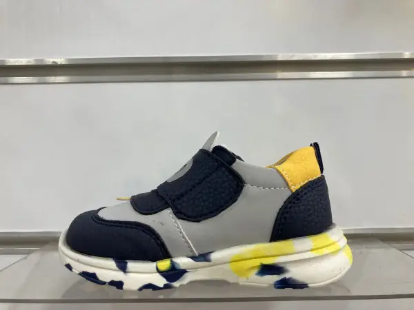 ERKEK ÇOCUK AYAKKABI 